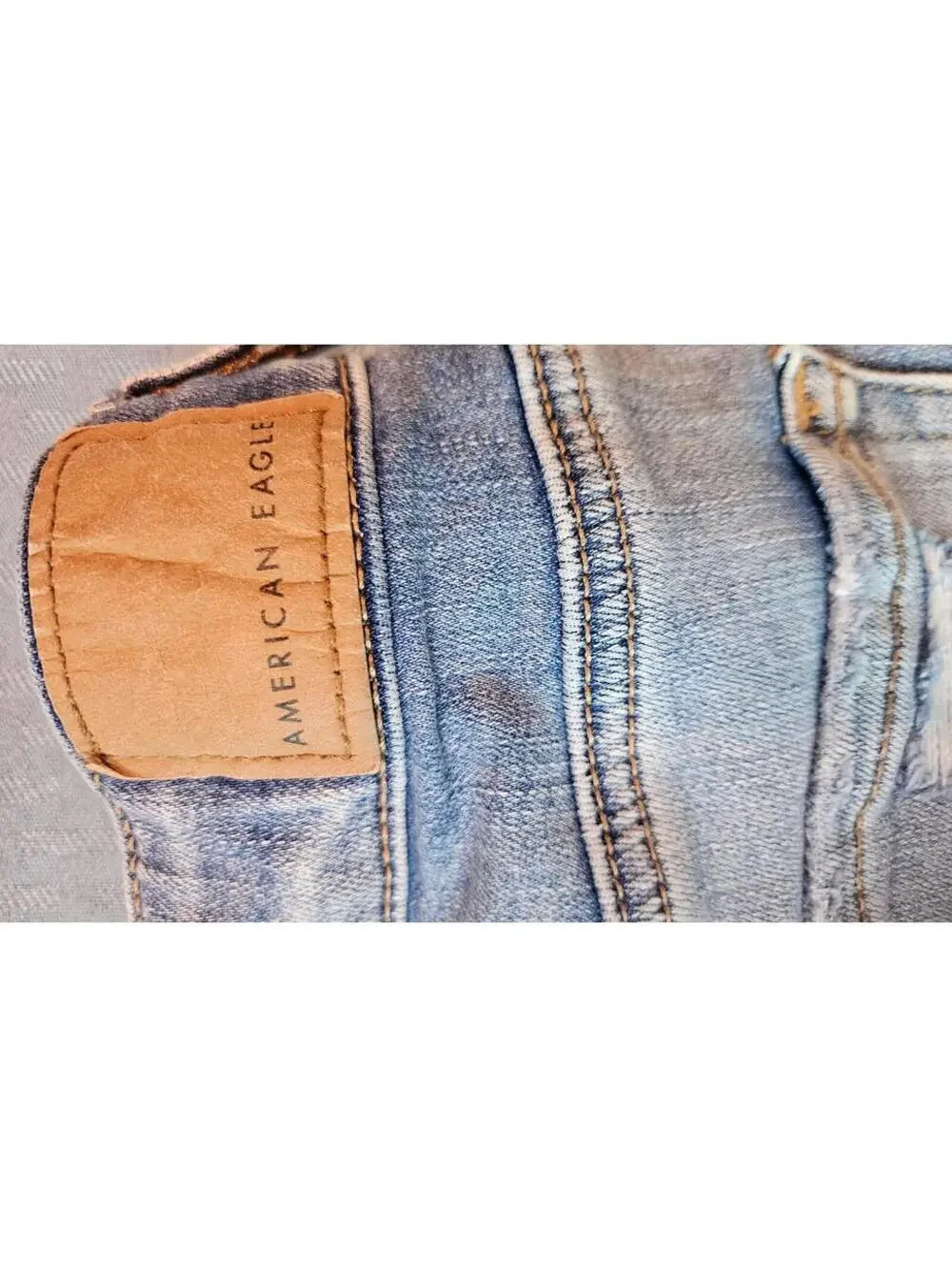 AMERICAN EAGLE MIDI DISTRESSED DENIM SHORTS SIZE 6